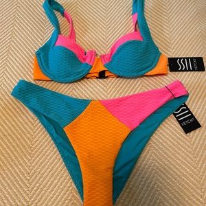 Vetchy Laguna Bikini Tricolor swimsuit set